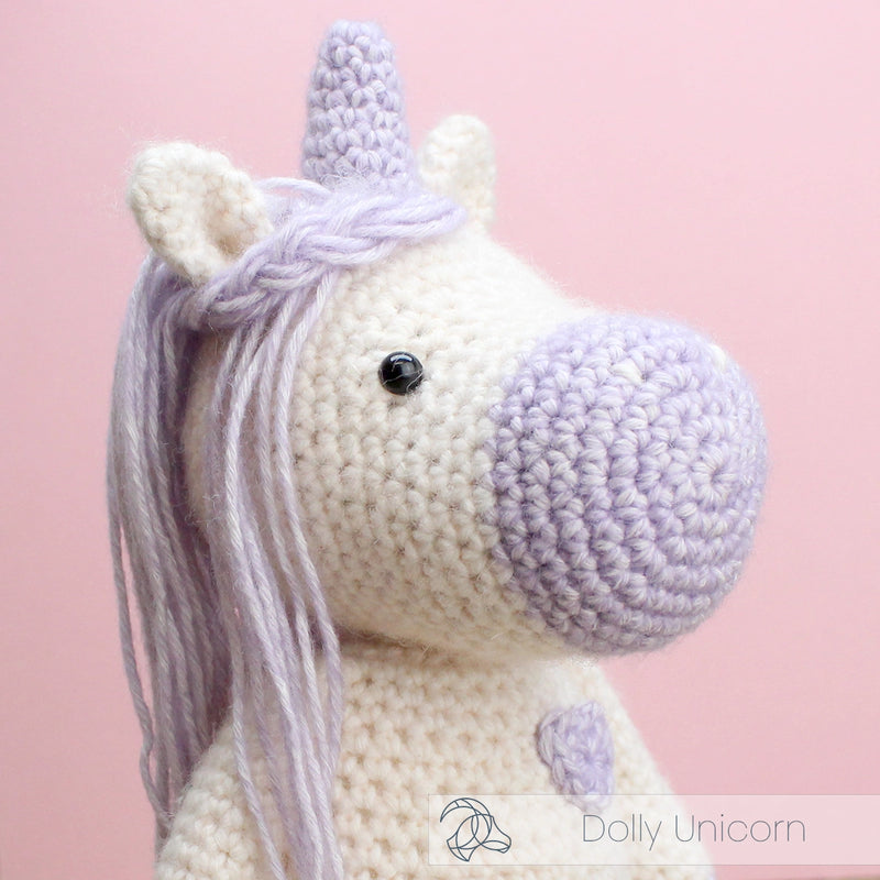 KIT: Hardicraft 'Dolly Unicorn' Crochet Kit