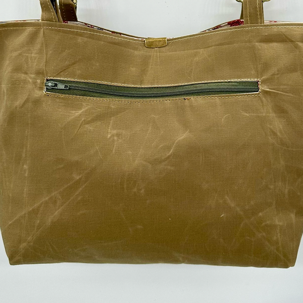 INSTRUCTIONS: Adding a Zipped Pocket - The Postbox Method: PRINTED VERSION