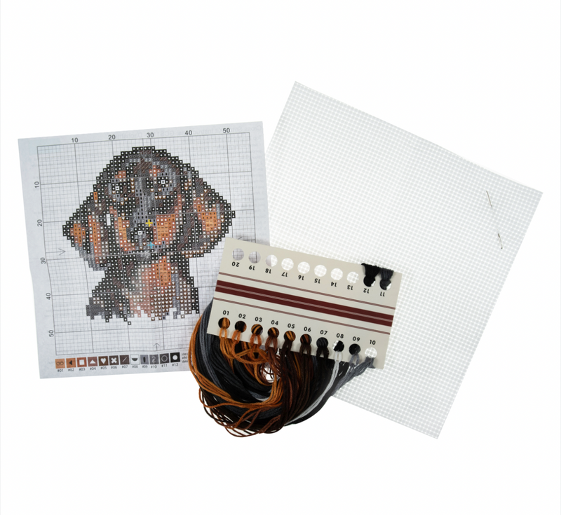 TRIMITS: Counted Cross Stitch Kit: Mini Size: Dachshund