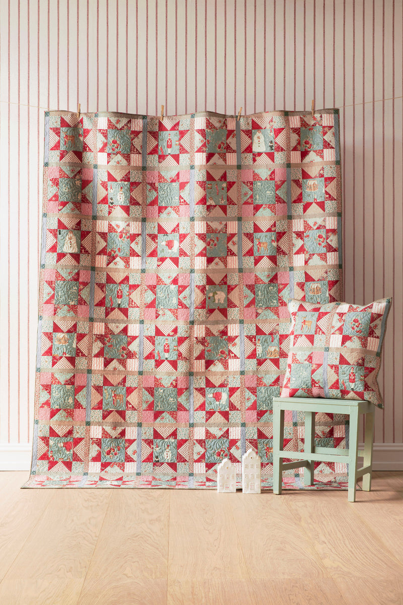 Tilda | Merry Little Christmas: TD100625 'Paperscenes' Burgundy: by the ½m
