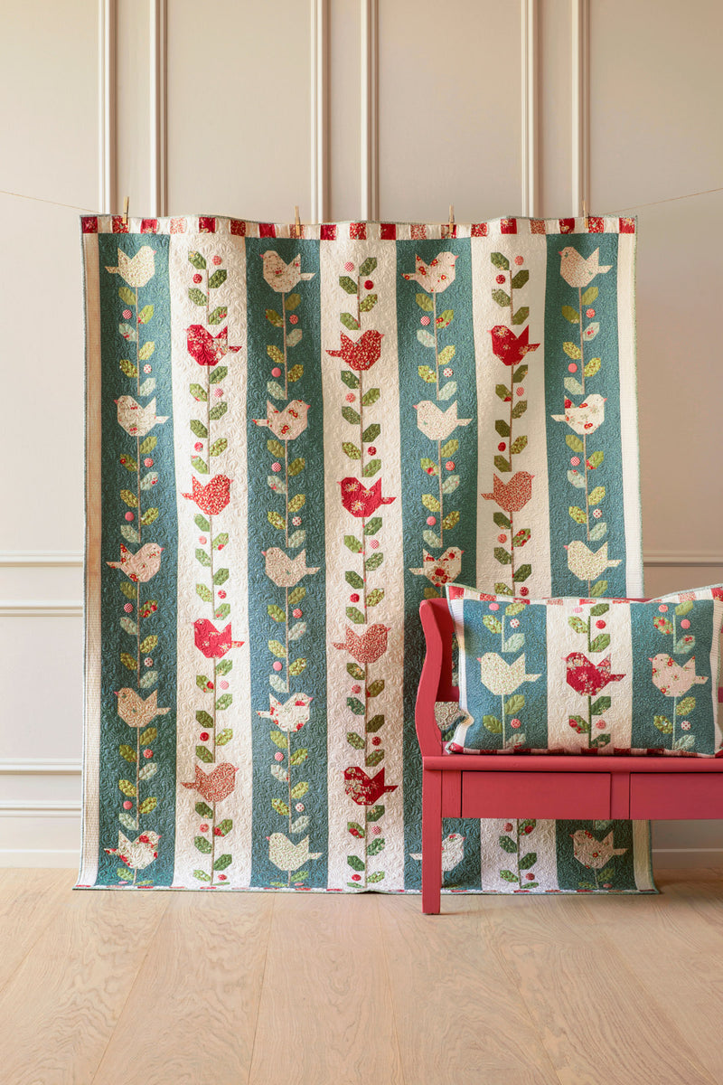 Tilda | Merry Little Christmas: TD100636 'Holly' Clay: by the ½m