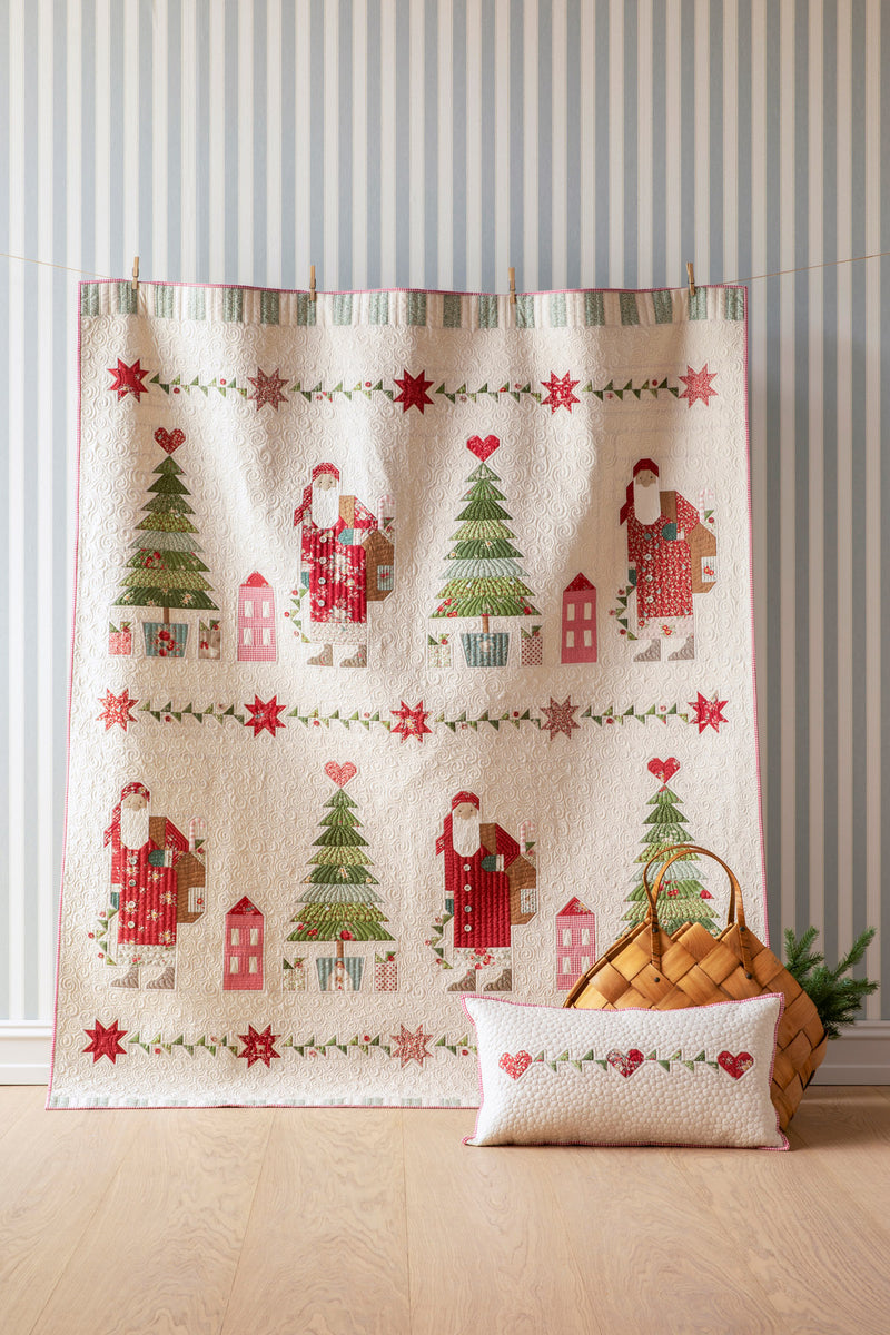 Tilda | Merry Little Christmas: TD110138 'Eve' Red: by the ½m