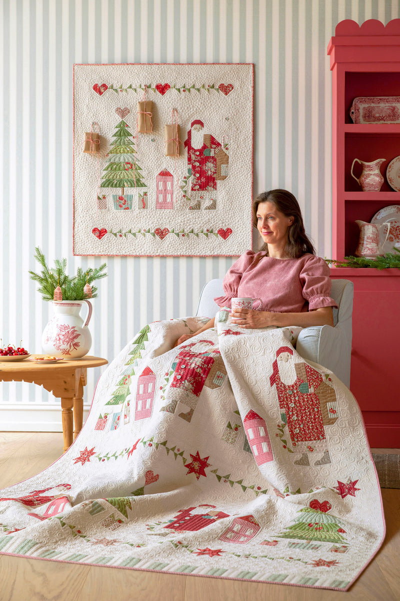 Tilda | Merry Little Christmas: TD110139 'Noel' Red: by the ½m