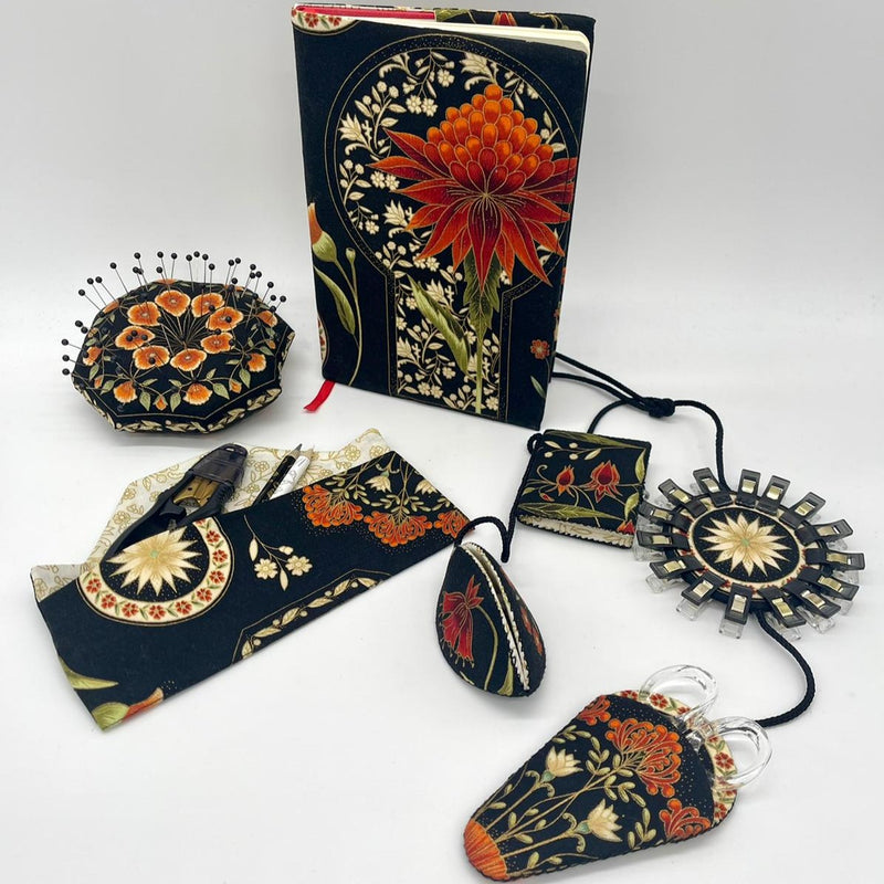 FABRIC KIT: Leesa Chandler's 'Chatelaine': 60cm Project Panel, 25cm Small Floral, FQ H640, Rectangle Felt: Cream, Orange, Gold