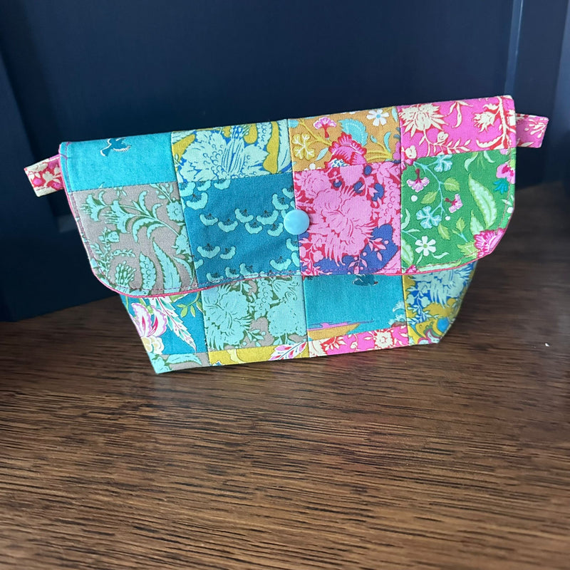 INSTRUCTIONS: Patchwork Pouch: PRINTED VERSION