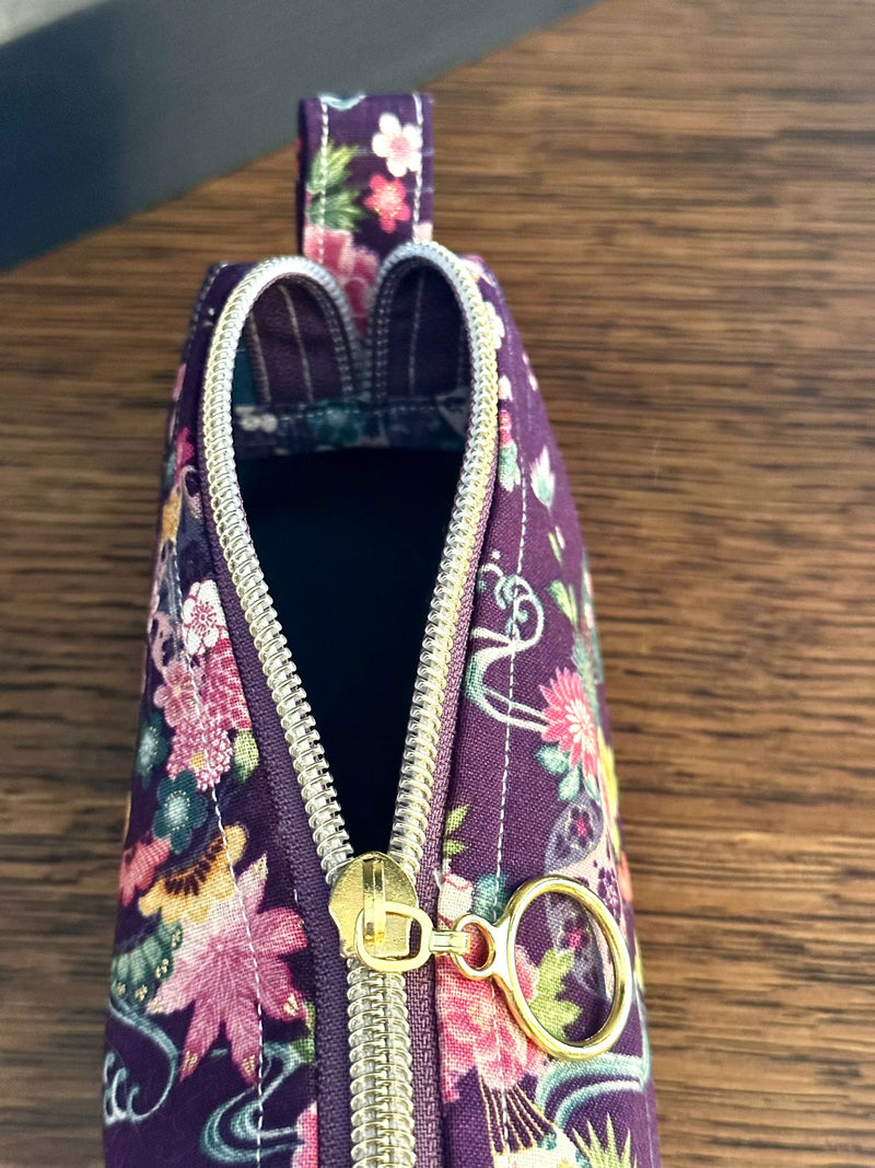 INSTRUCTIONS: Button Accent Zipped Pouch: PRINTED VERSION