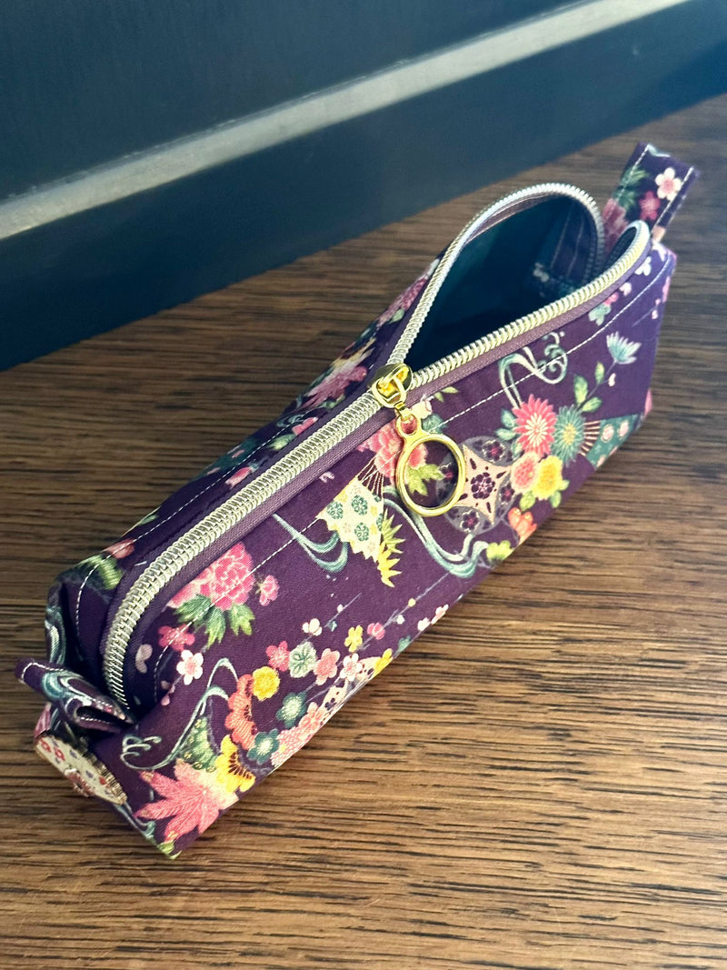 INSTRUCTIONS: Button Accent Zipped Pouch: PRINTED VERSION