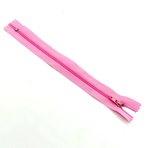 NYLON COIL ZIPPER: 8" length: Light Pink