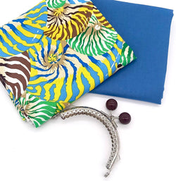 FABRIC KIT + HARDWARE: 8.5cm Kiss Clasp Purse: FQ Philip Jacobs' Snow Leopard 'Nautilus Shell' Blue + FQ Cadet Blue