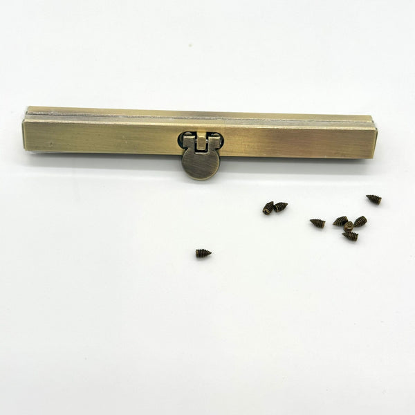 HARDWARE: 11.5cm Straight Metal Purse Clasp: Brass colour