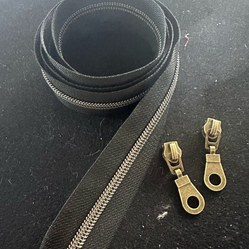 1 METRE of Zipper Tape + 2 Zip Pulls: Black with Antique Brass (circle cutouts)
