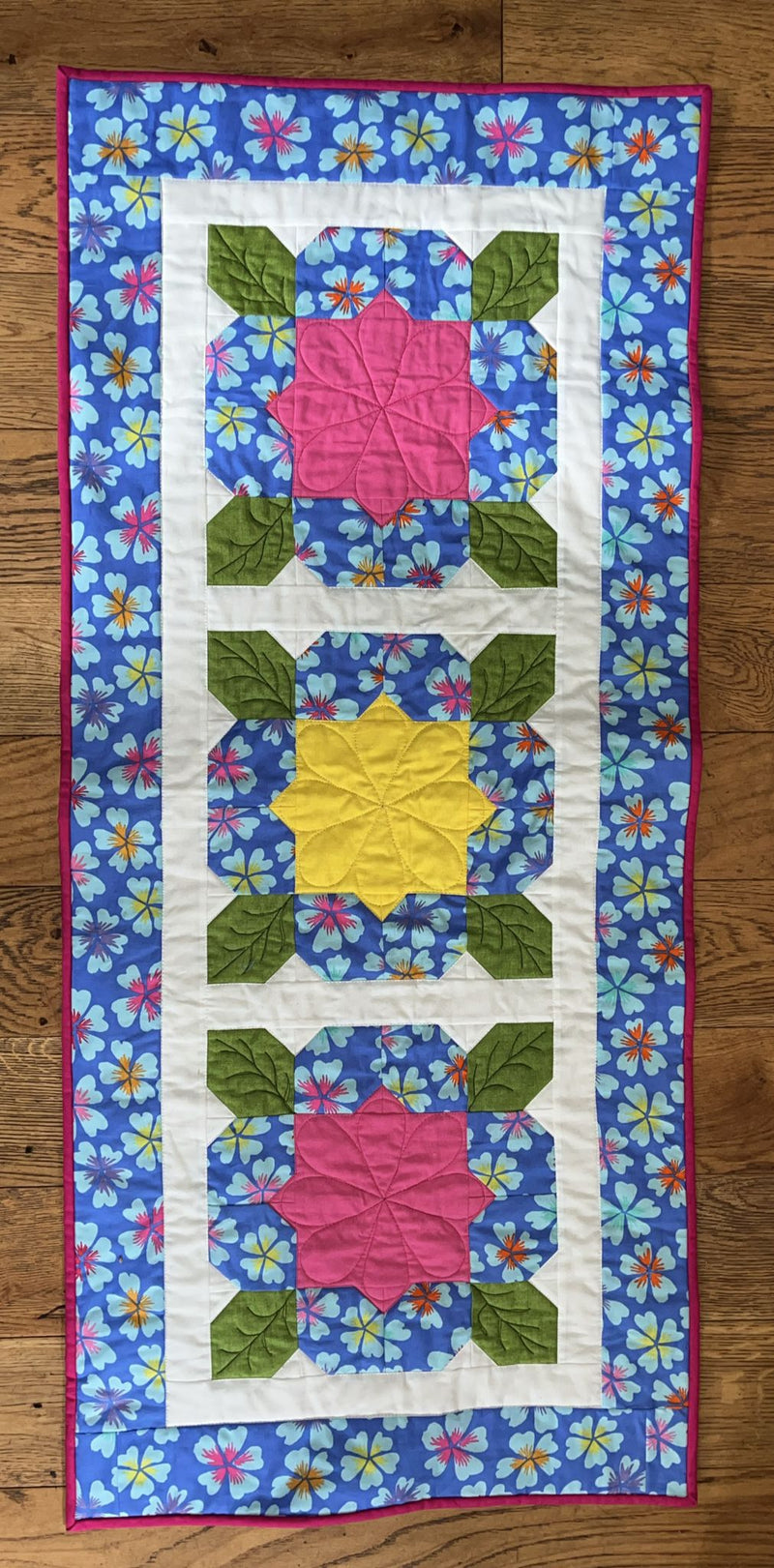 INSTRUCTIONS: Spring Flower Table Runner Pattern: PRINTED VERSION