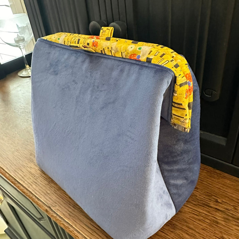 INSTRUCTIONS: 25cm Tubular Frame Pouch: DIGITAL DOWNLOAD