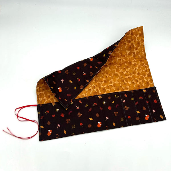 SAMPLE SALE: 26BY: 2 in 1 Napkin and Cutlery Roll (Approx 12½” x 15½”)