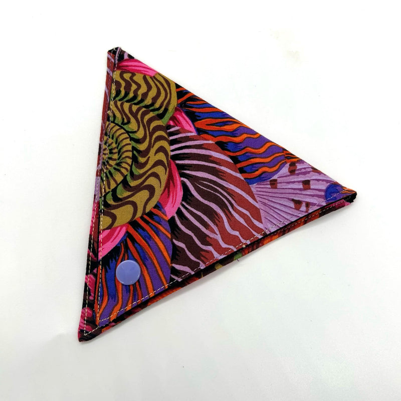 SAMPLE SALE: 26CQ: Kaffe Fassett Collective 'Ammonites' Triangle Purse