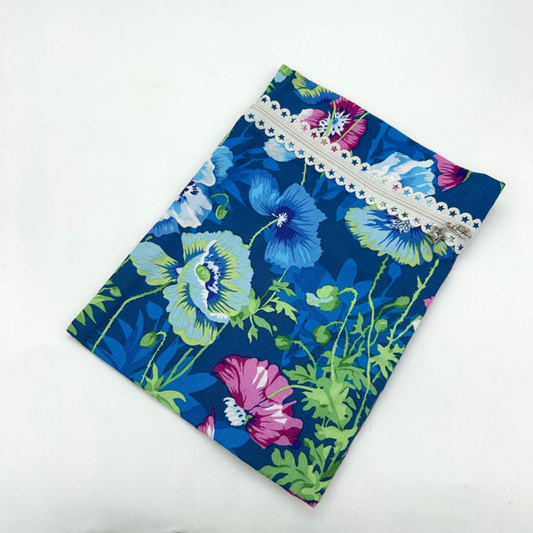 SAMPLE SALE: 26CR: Kaffe Fassett Collective Blue Floral Flat Lace Zip Pouch