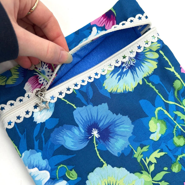 SAMPLE SALE: 26CR: Kaffe Fassett Collective Blue Floral Flat Lace Zip Pouch