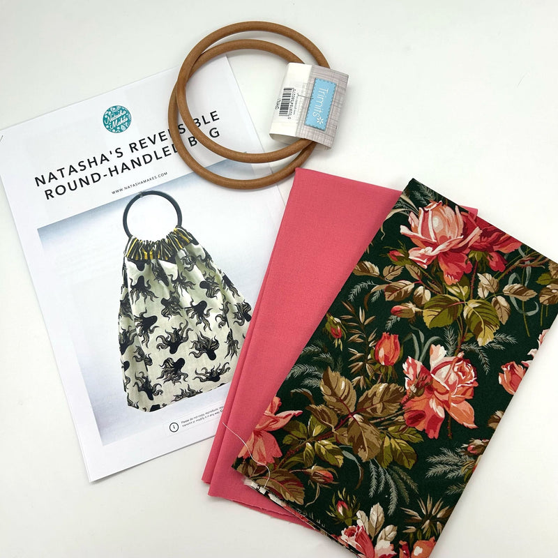 KIT with Instructions & Template: Natasha's Reversible Round-Handled Bag: Edyta Sitar Joy 'Centerpiece' in Spruce 2/1038 G + Coral