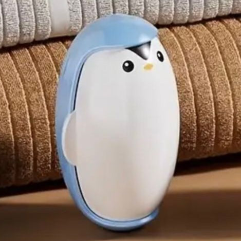ACCESSORY: Penguin-Shaped Washable Sticky Lint Roller: BLUE colour