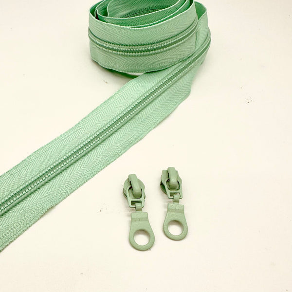ZIP BUNDLE: 1 METRE Size 5 MINT Zipper Tape + 2 MINT Colour Circle Cutout Pulls