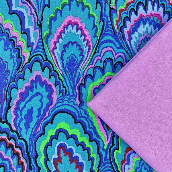 PERFECT PAIRING: 1/2m Duo: Kaffe Fassett Collective 'Marble Scallops' PWGP207 Blue + Lavender plain