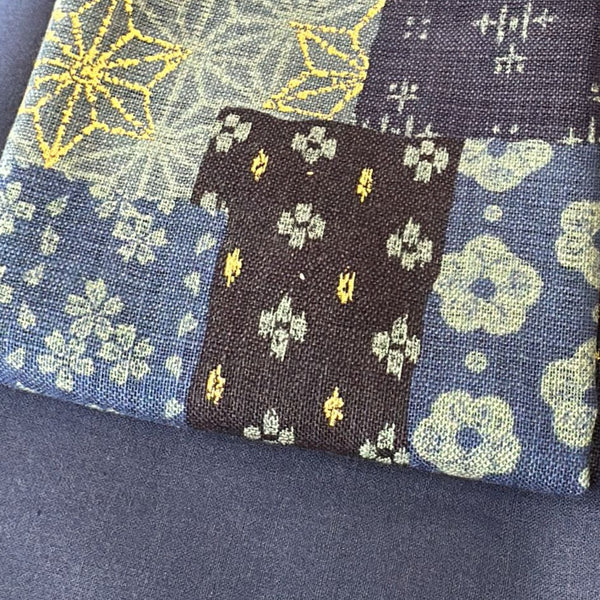 Half Metre Heaven: Sevenberry for Robert Kaufman | Nara Homespun 'Sashiko Patchwork' 88501D1-4 NAVY with Navy plain