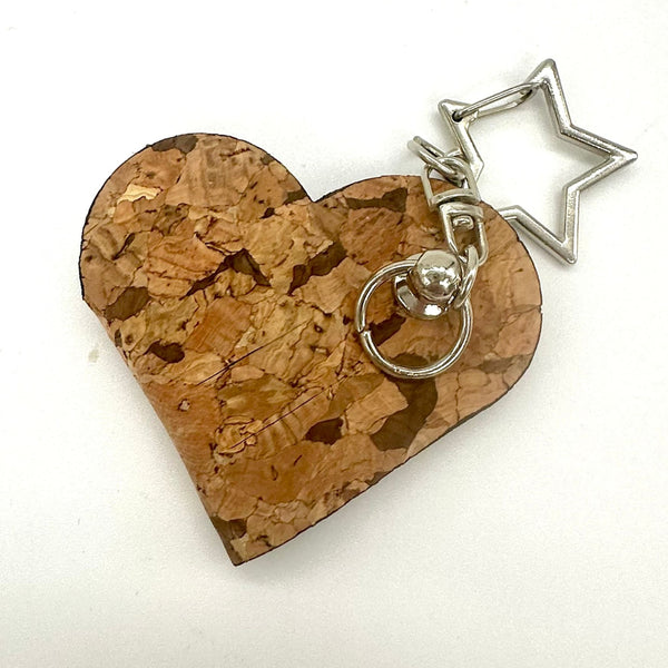 SAMPLE SALE: AC12: Heart Cable Tidy with Star Clasp in Dark Grain Cork and Tilda
