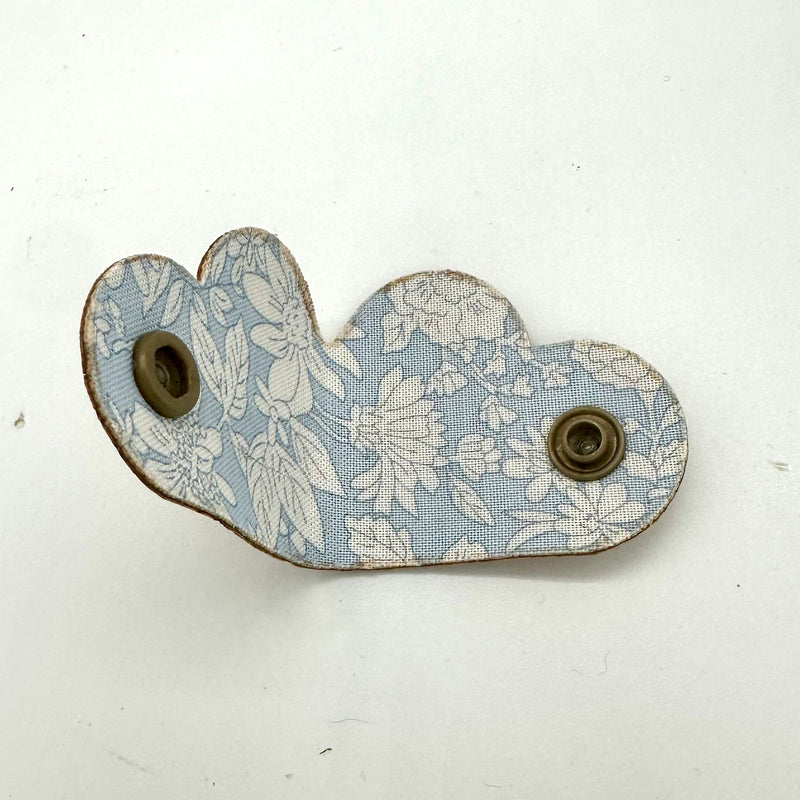SAMPLE SALE: AE12: Heart Cable Tidy with Plastic Snap Fastener in Cork and Liberty