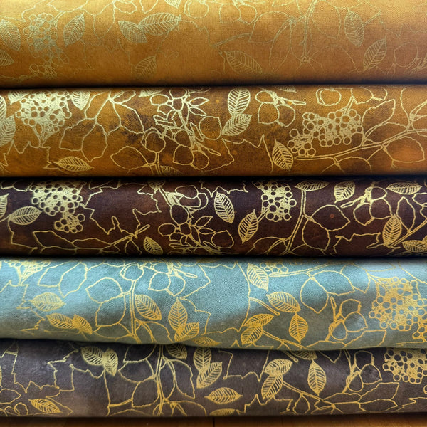 FABRIC BUNDLE: 5 x Fat Quarters: Robert Kaufman Fabrics | Warm Welcome 'Leaf Sketch'