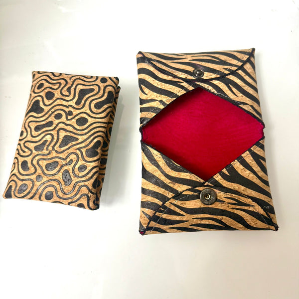 INSTRUCTIONS + PRECUT MYLAR TEMPLATE: Crocodile Coin Purse