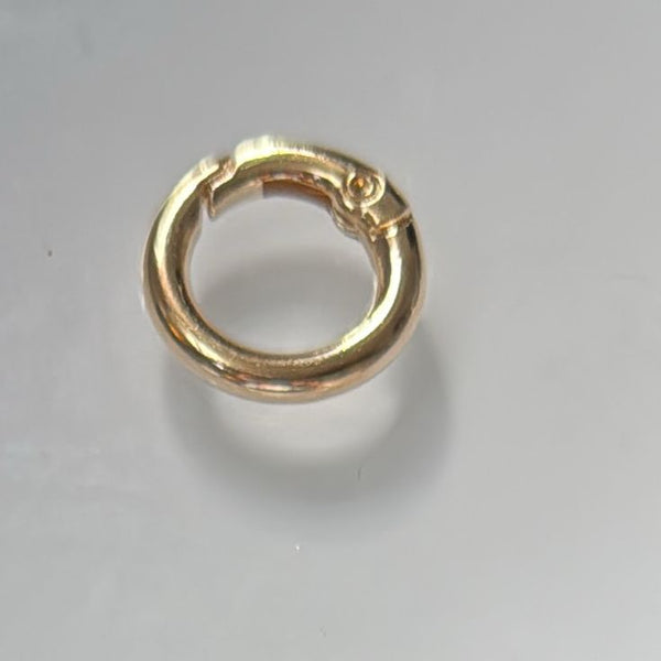 HARDWARE: 20mm (External) Spring O-Ring: Gold colour