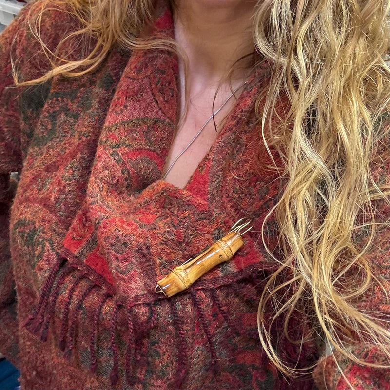 HARDWARE: Shawl Pin: Bamboo Knot