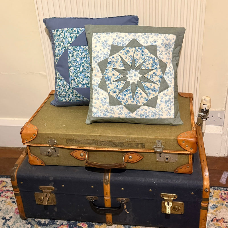 INSTRUCTIONS: Half Metre Heaven Cushion - Folded Square Circle: PRINTED VERSION