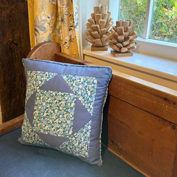 INSTRUCTIONS: Half Metre Heaven Cushion - Economy Block: PRINTED VERSION