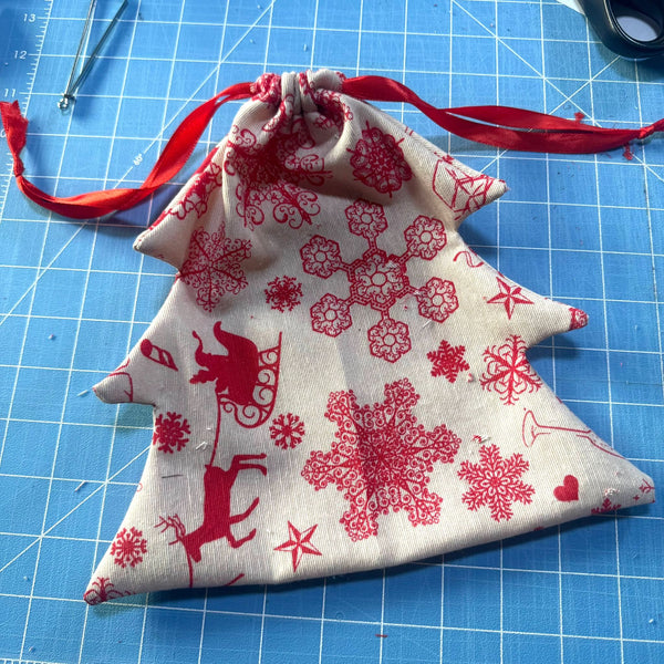 INSTRUCTIONS: Drawstring Christmas Tree Bag: PRINTED VERSION
