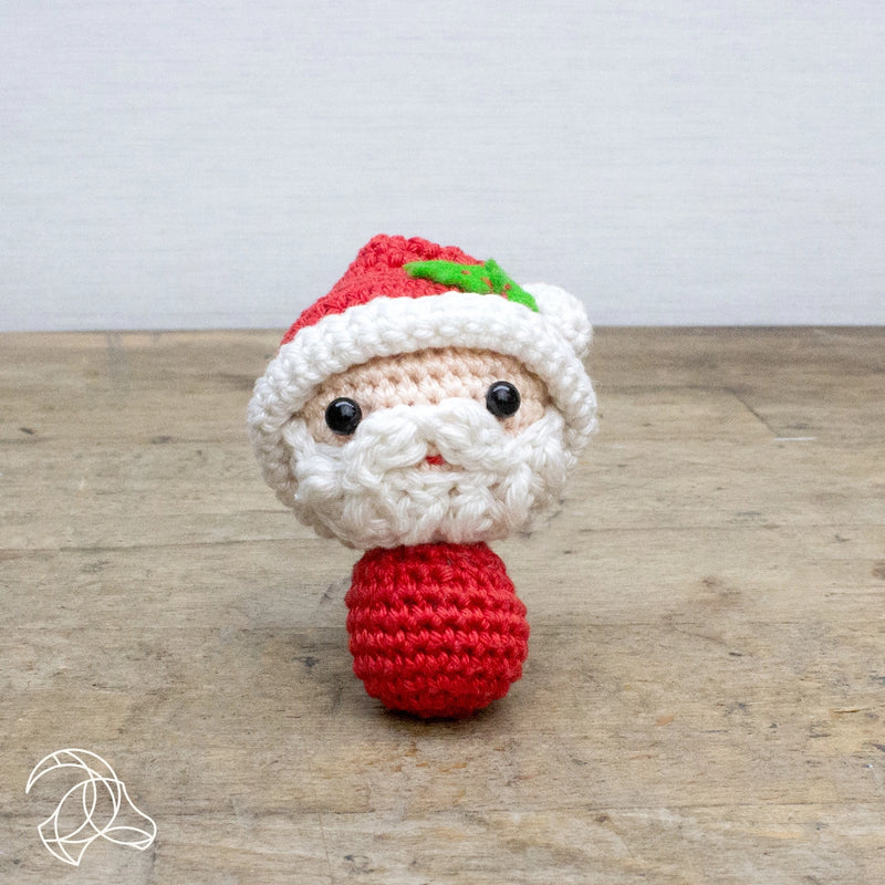 KIT: Hardicraft 'Mini Santa' Crochet Kit