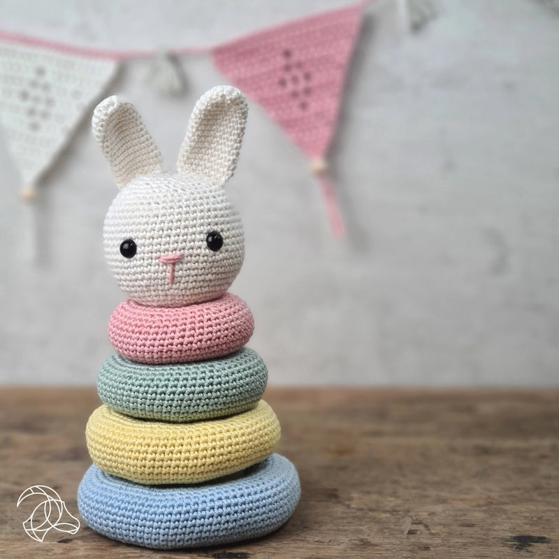 KIT: Hardicraft 'Stacking Bunny' Crochet Kit
