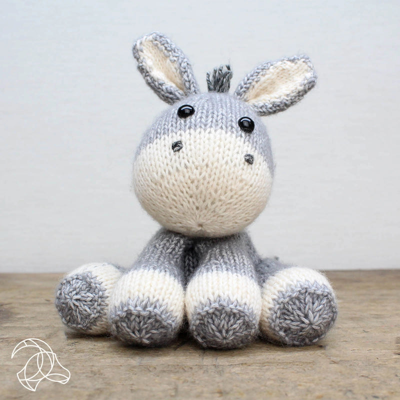 KIT: Hardicraft 'Spring Donkey' Knitting Kit