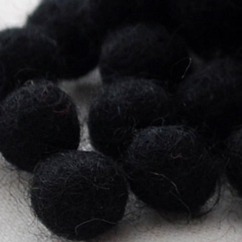 TOY MAKING: 100% Wool Felt Ball for House of Zandra Toys: 1cm: Black