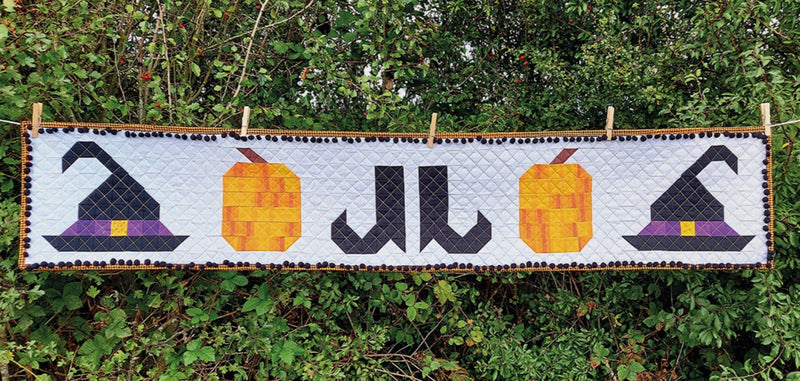 INSTRUCTIONS: Tracy Perks 'The Halloween Table Runner' Pattern: DIGITAL DOWNLOAD
