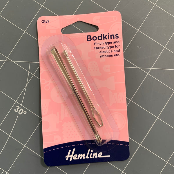 Hand Sewing Needles: Bodkins Accessory | Natasha Makes
