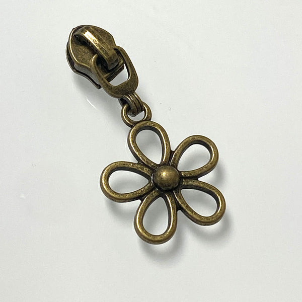 HARDWARE: Metal Zip Slider with HOLLOW FLOWER Zipper Pull x 1: SIZE 5: Antique colour