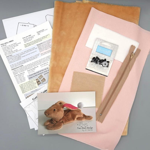 Jo Carter 'Bunny Pencil Case' Kit: Light Pink Option
