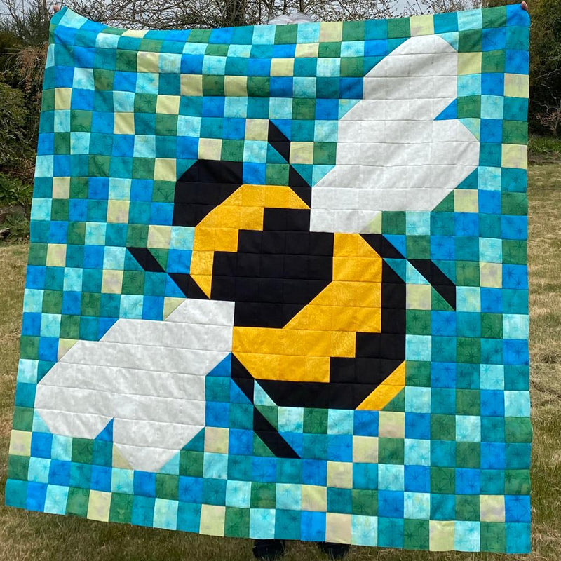 FABRIC KIT: Tracy Perks 'Bumble Bee' Quilt: Purples/Pinks Option