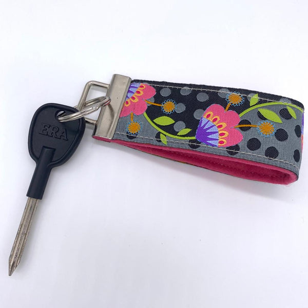 Renaissance Ribbon Key Fob Lanyard Kit: 'Tula Pink Getting Snippy' with Aqua Felt and Silver Hardware