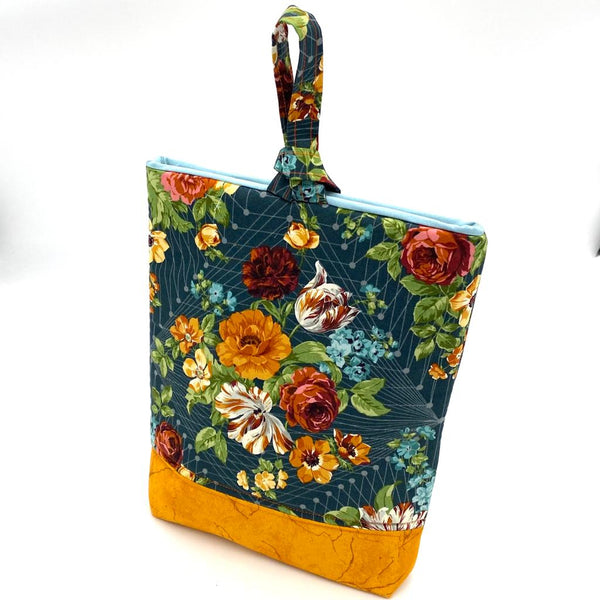 Take Two Fat Quarters: Bags and Purses by Debbie von Grabler-Crozier