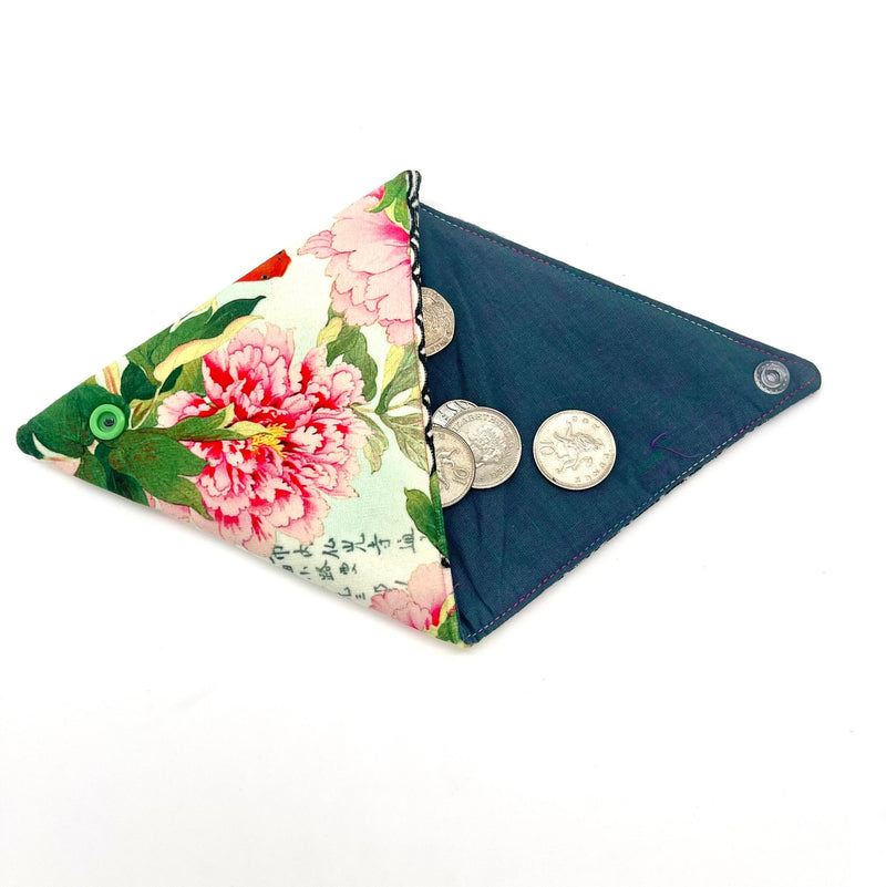 INSTRUCTIONS + TEMPLATES: Folded Triangle Pouch: PRINTED VERSION