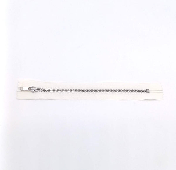 Off White with Silver Teeth 7" Zip