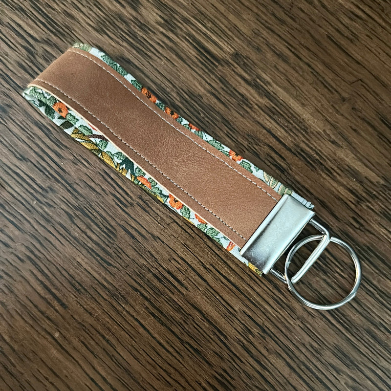 INSTRUCTIONS: Luxury Faux Leather or PU Key Fob Lanyard: PRINTED VERSION