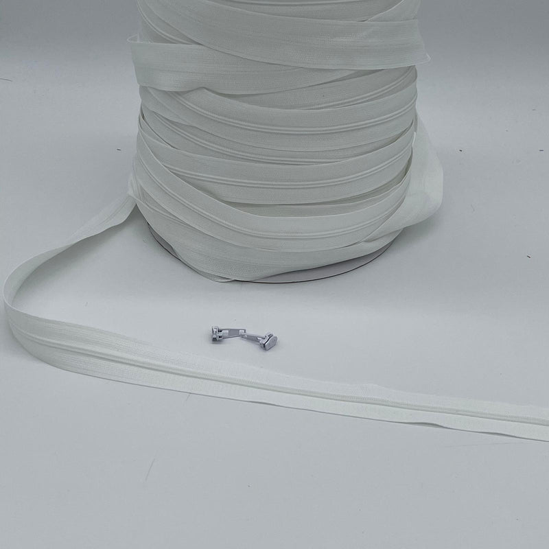 Zipper / Zip on a Continuous Roll: White: Size 3: by the METRE with 2 Pulls